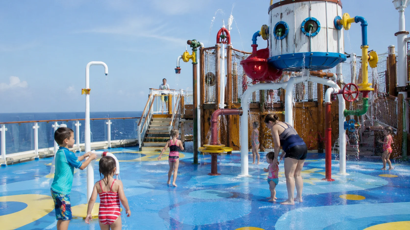 Children playing in AquaLab aboard Disney Fantasy