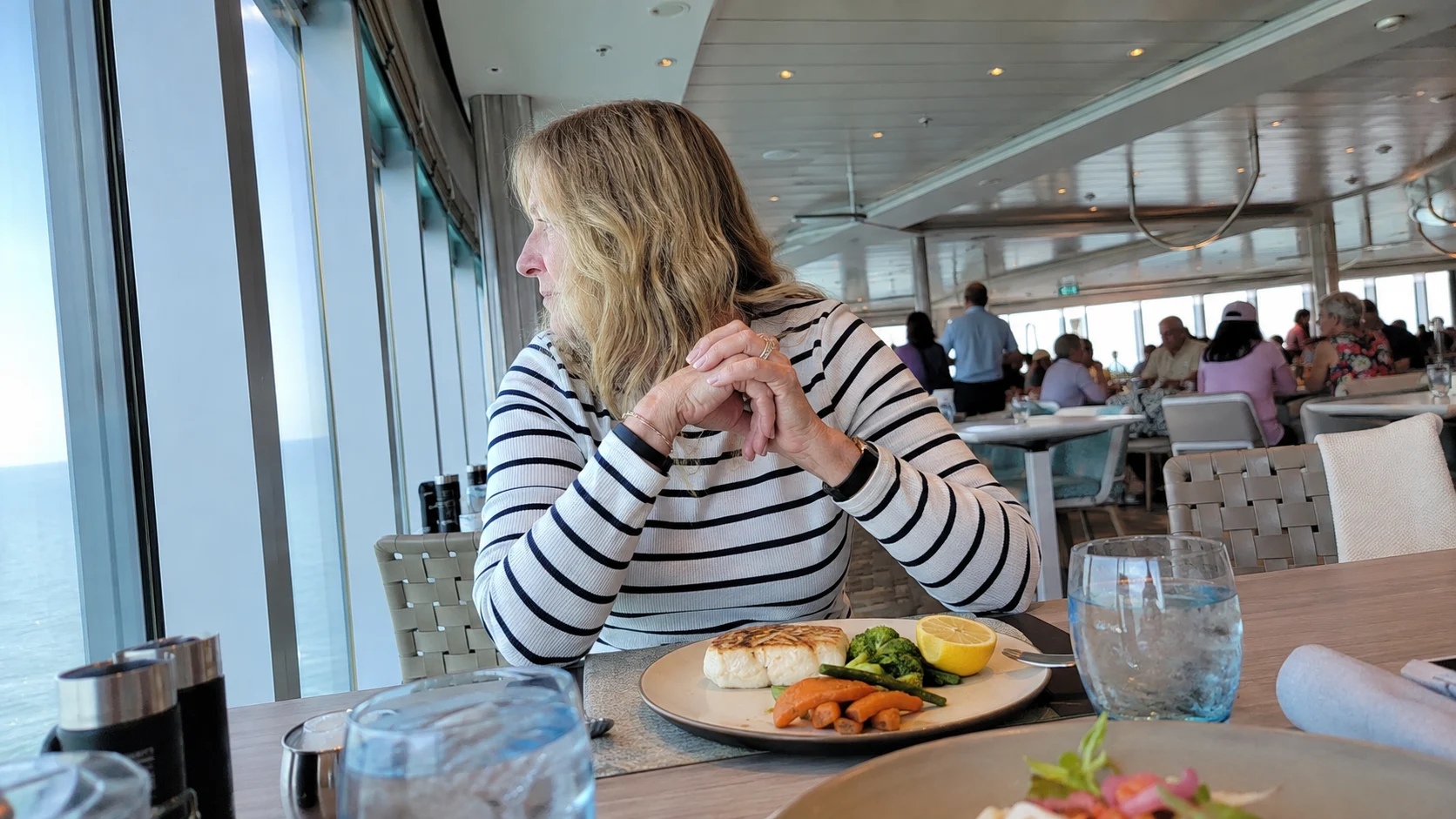 Celebrity Xcel , Casual Dining
