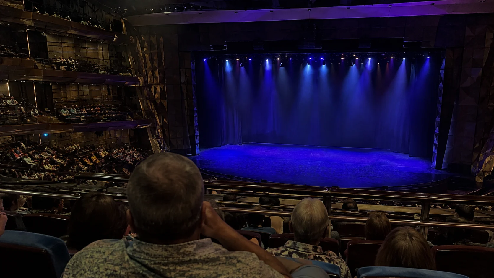 Harmony of the Seas - Evening Entertainment