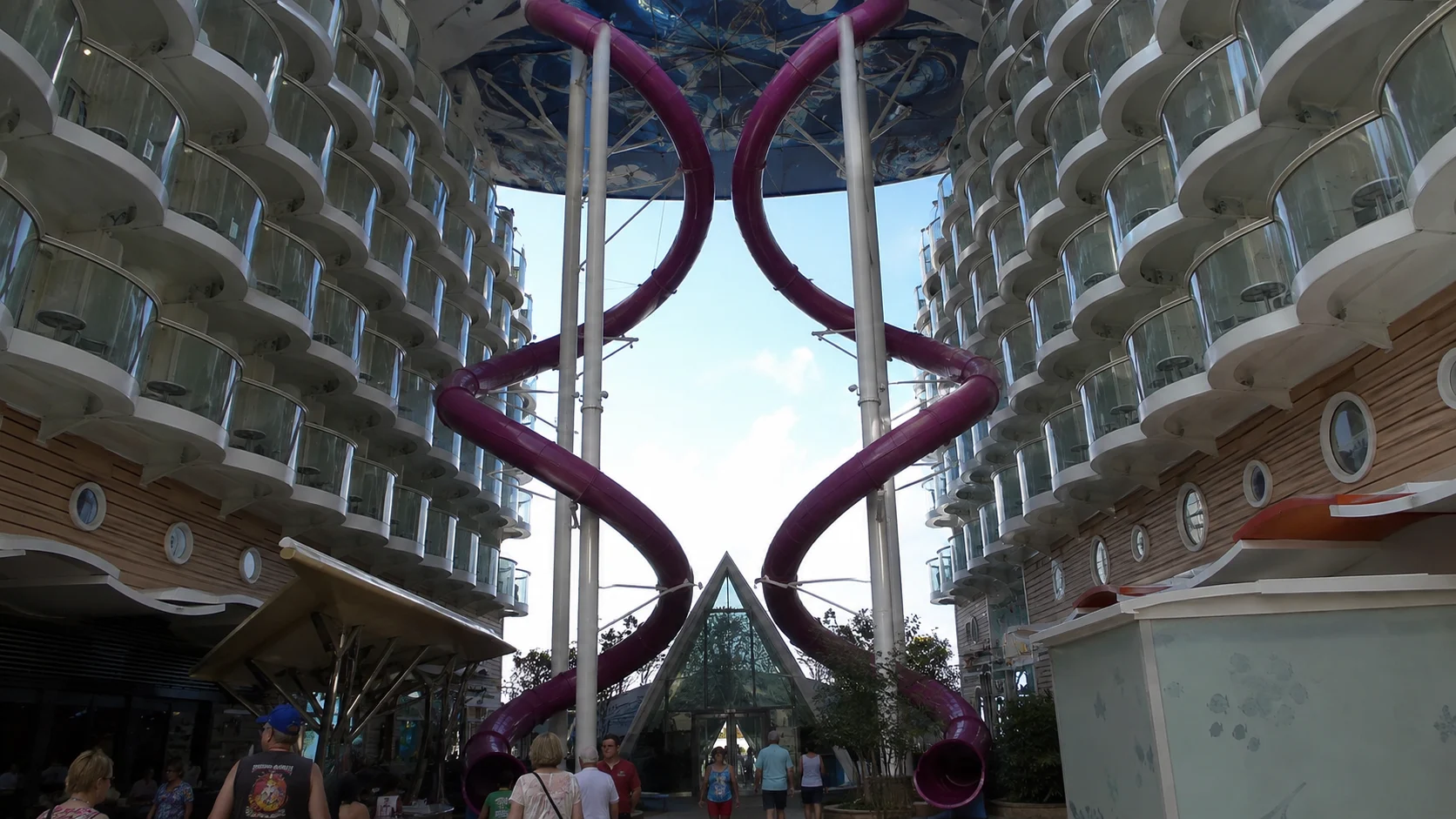Harmony of the Seas, Signature Activity