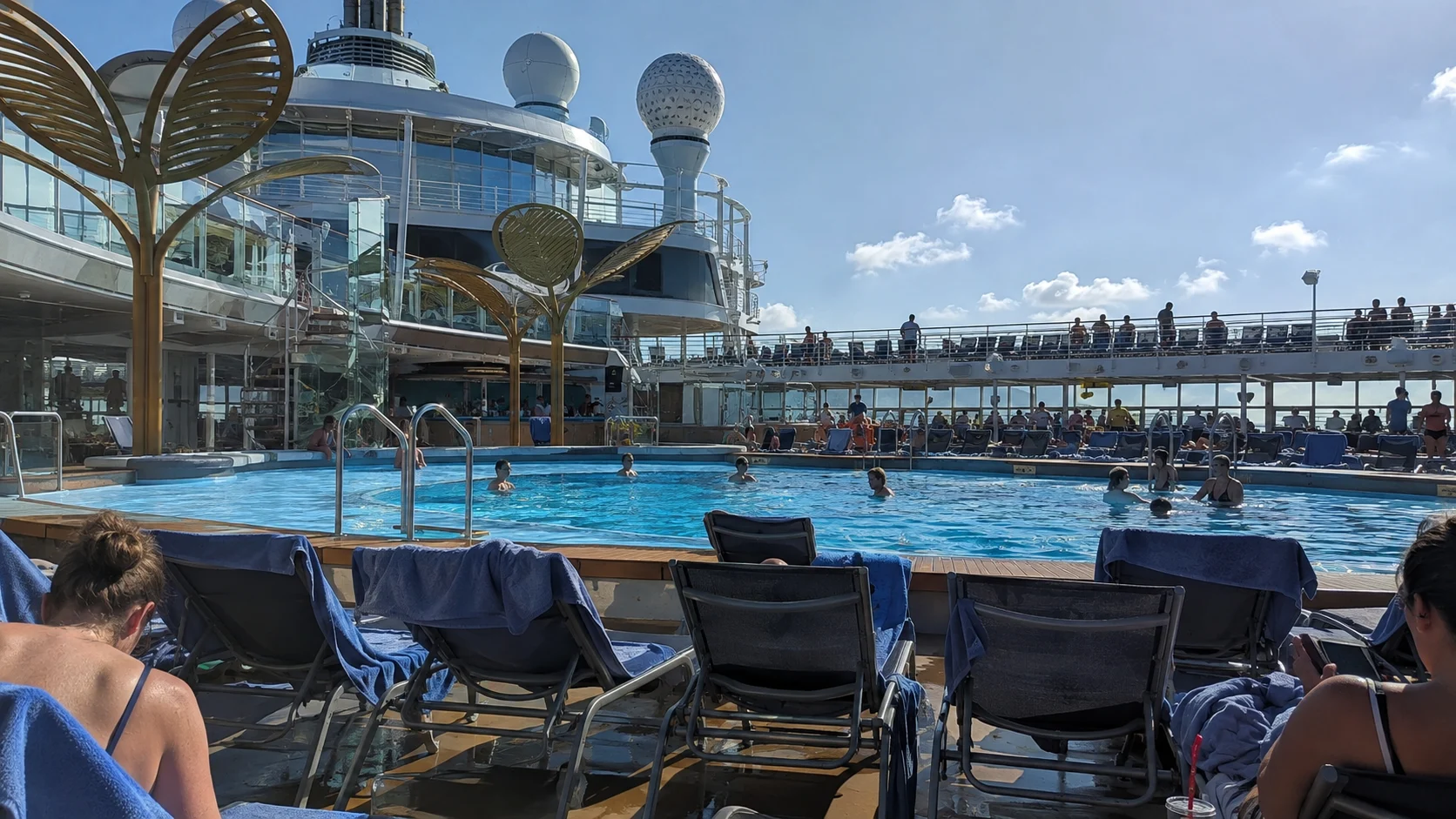 Legend of the Seas, Main Pool