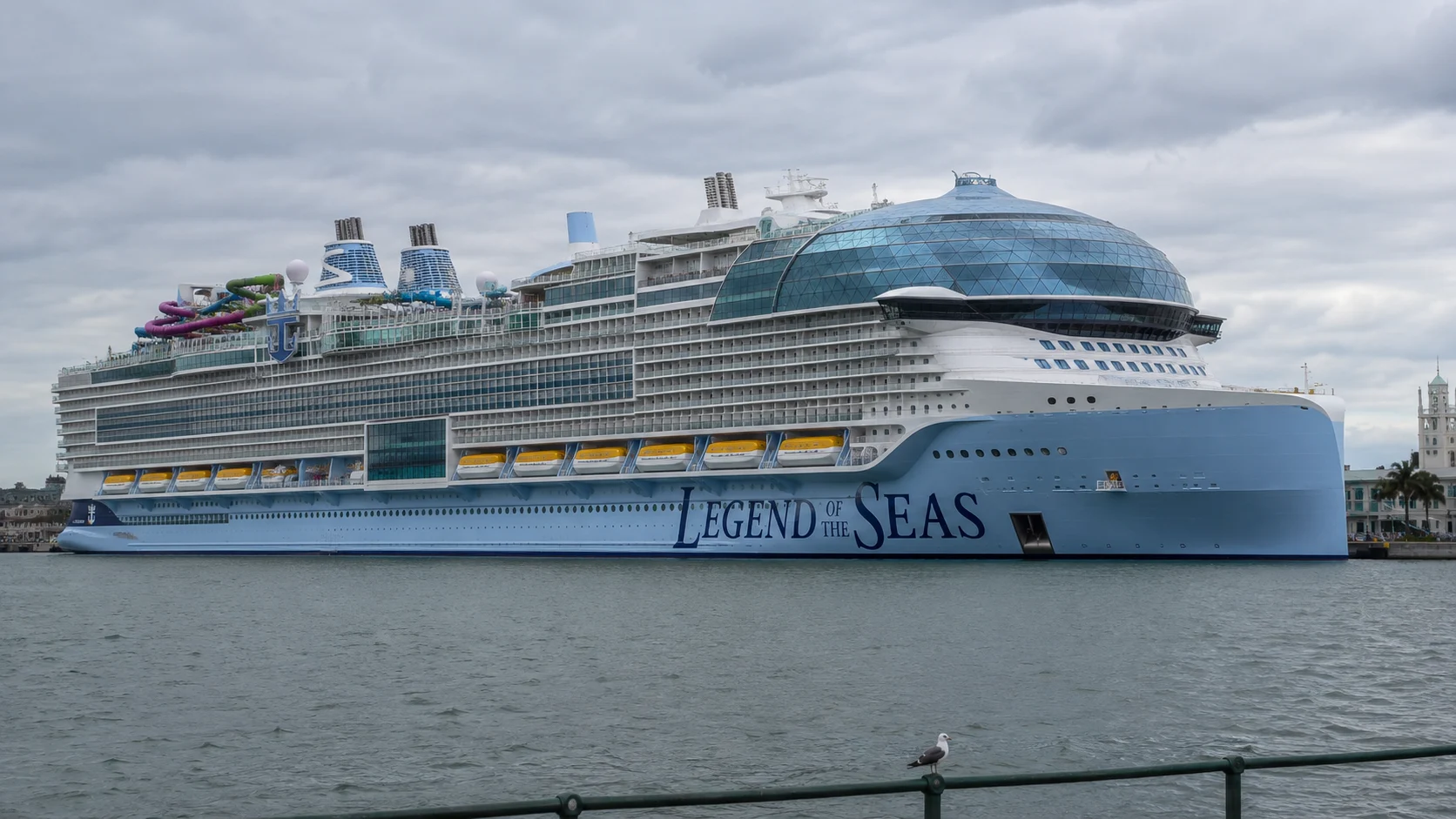Legend of the Seas, Sea Departure