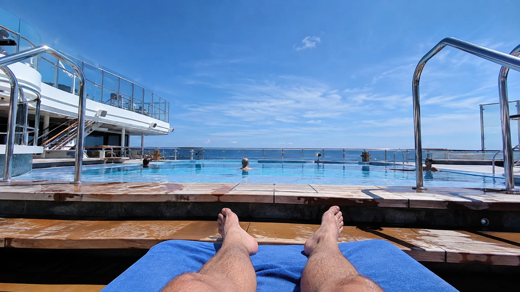 MSC Seaview - Pool Day