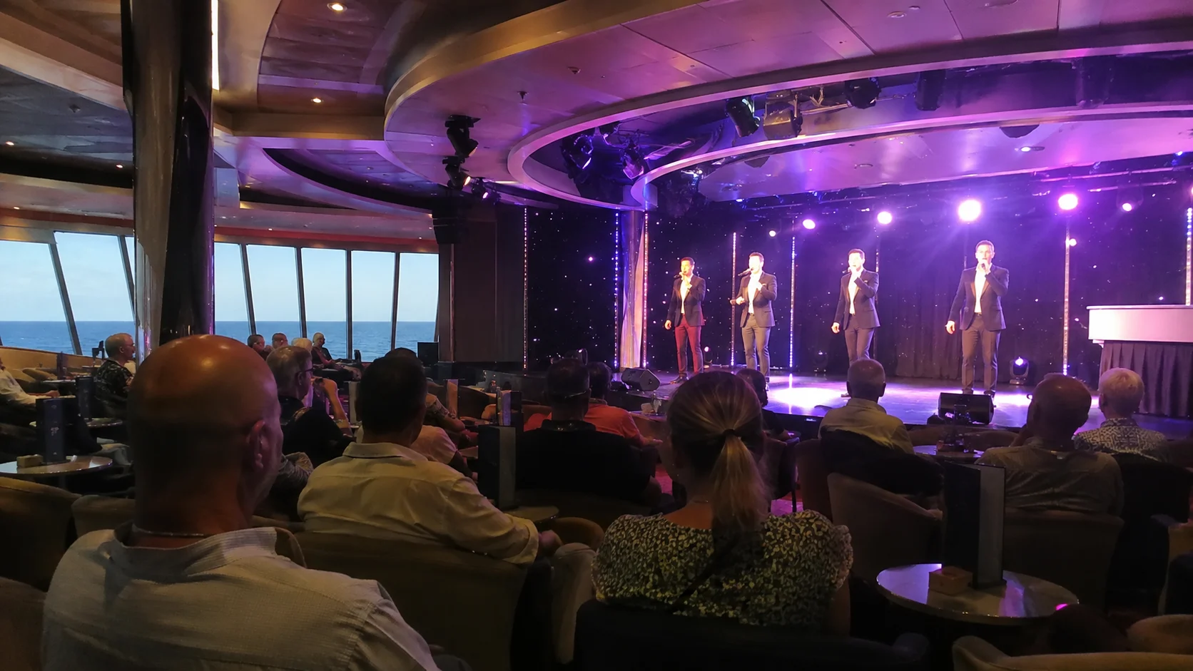Marella Voyager : Broadway Show Lounge