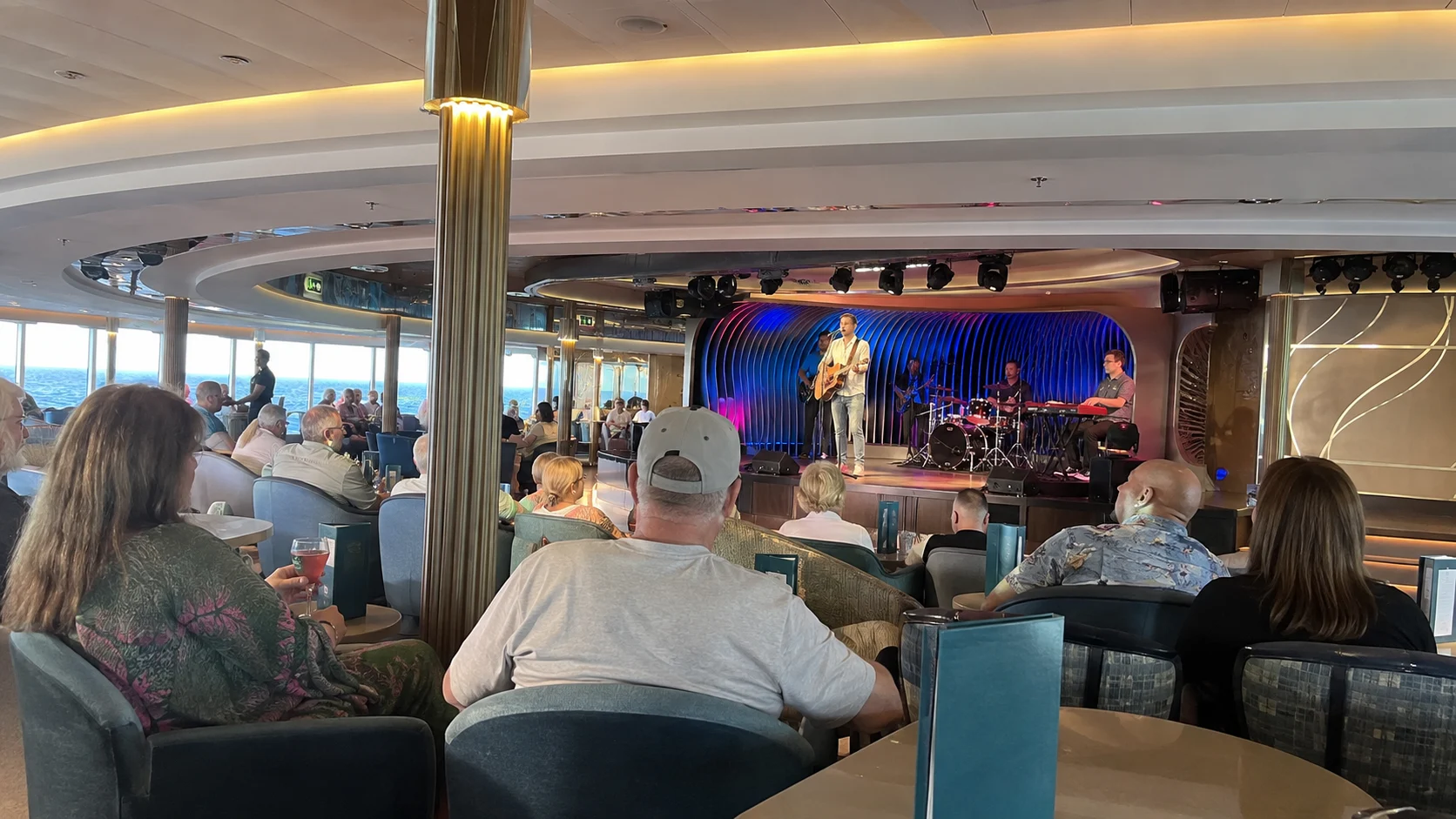 Margaritaville at Sea Paradise : Euphoria Lounge