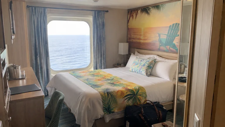 Margaritaville at Sea Paradise — Guest Cabin