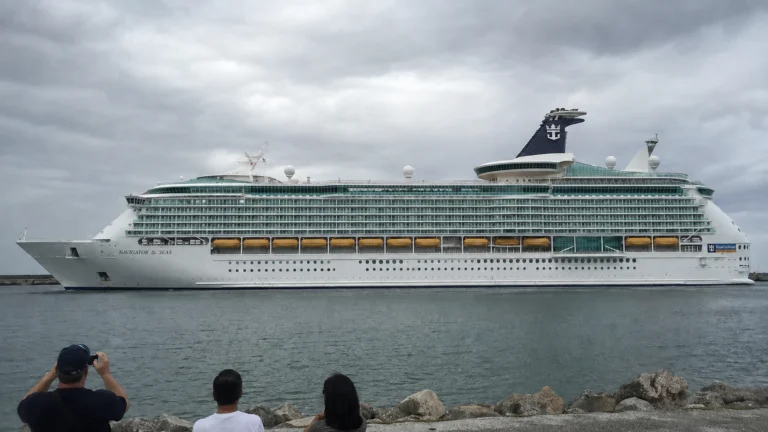 Navigator of the Seas — Sea Departure