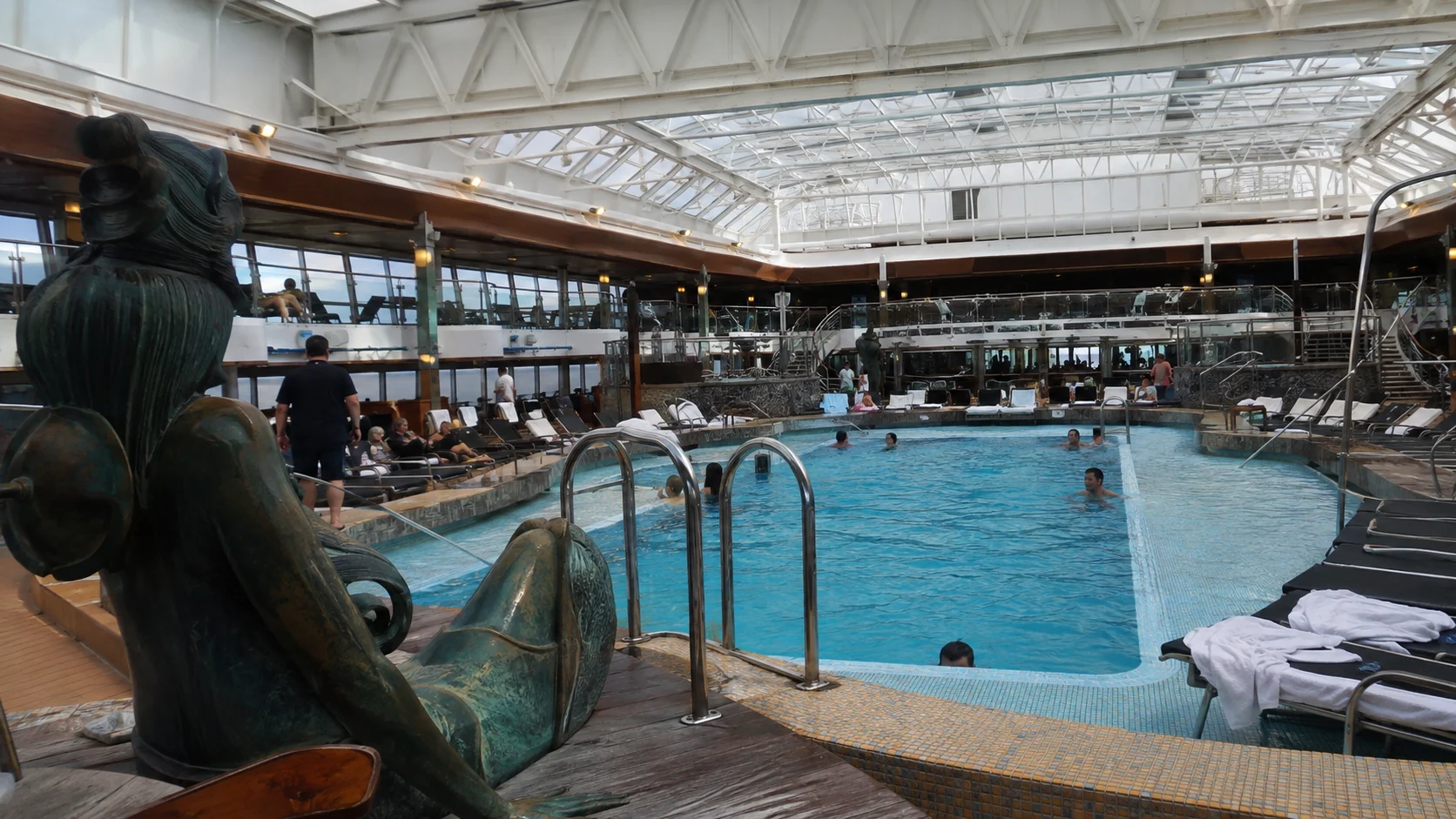 Nieuw Amsterdam : Pool Deck