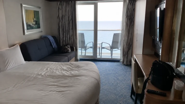 Oasis of the Seas — Balcony Cabin