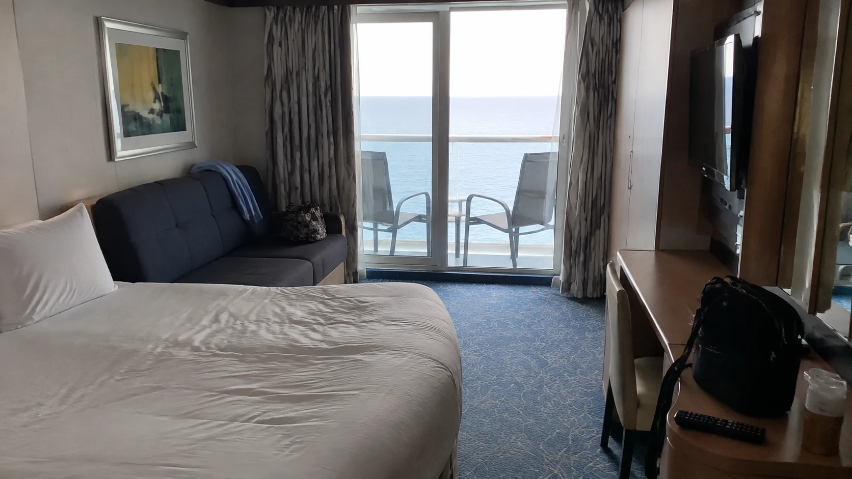 Oasis of the Seas - Balcony Cabin