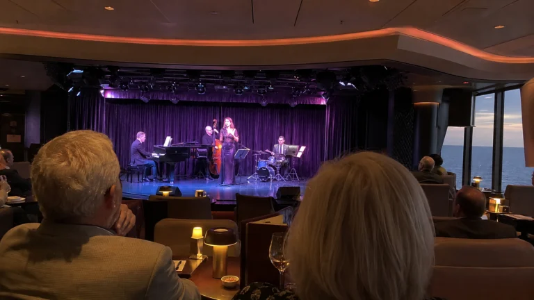 Oceania Allura — Evening Venue