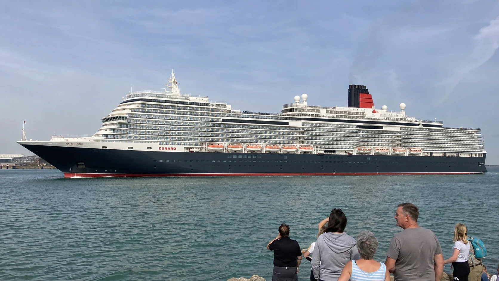 Queen Anne aboard Coastal Sailaway