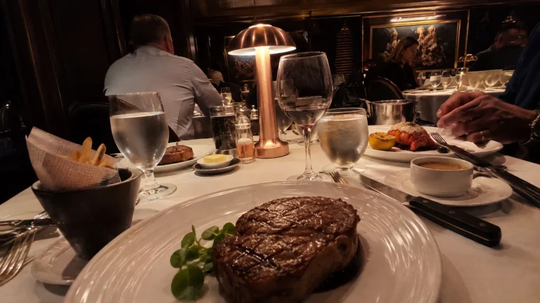 Queen Anne — Specialty Dining