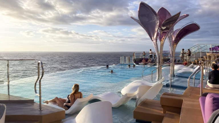 Norwegian Luna Infinity Beach pool overlooking the ocean